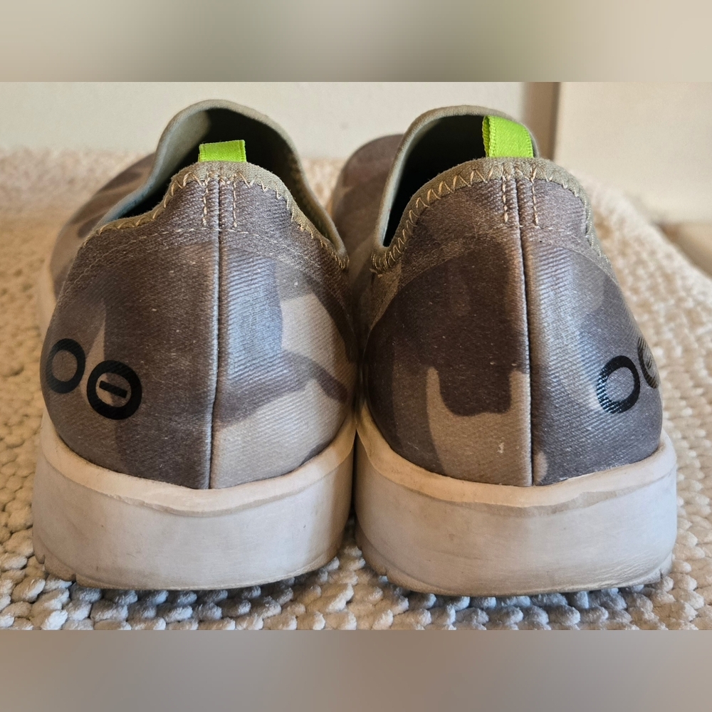 Oofos Womens Canvas Slip On Sneakers Sz 10 - Picture 3 of 11